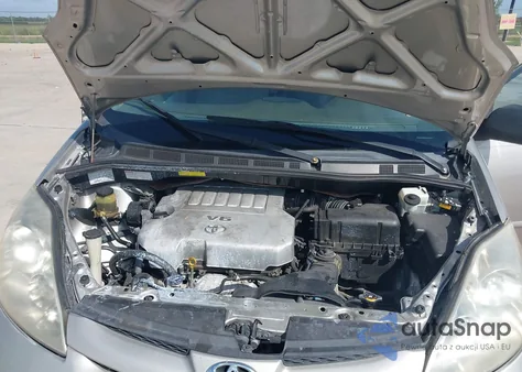 2008 Toyota Sienna Ce z USA, uszkodzony, nr VIN 5TDZK23C08S101390